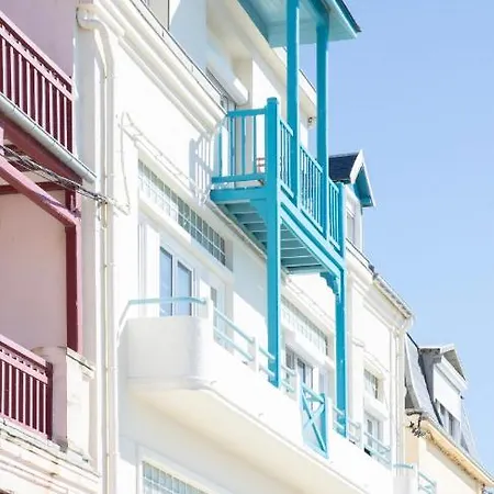 Le Courlis Panoramic View أولت