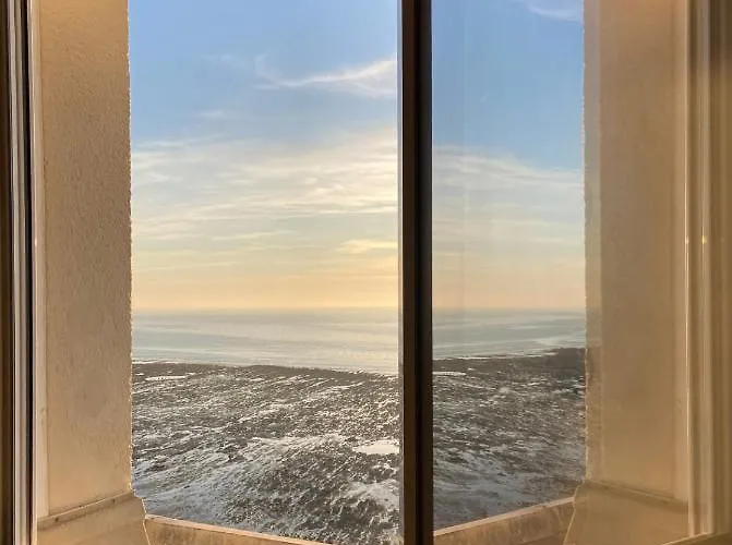 Le Courlis Panoramic View *